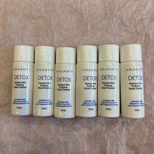 VASANTI 6 x 15ml DETOX facial cleanser
